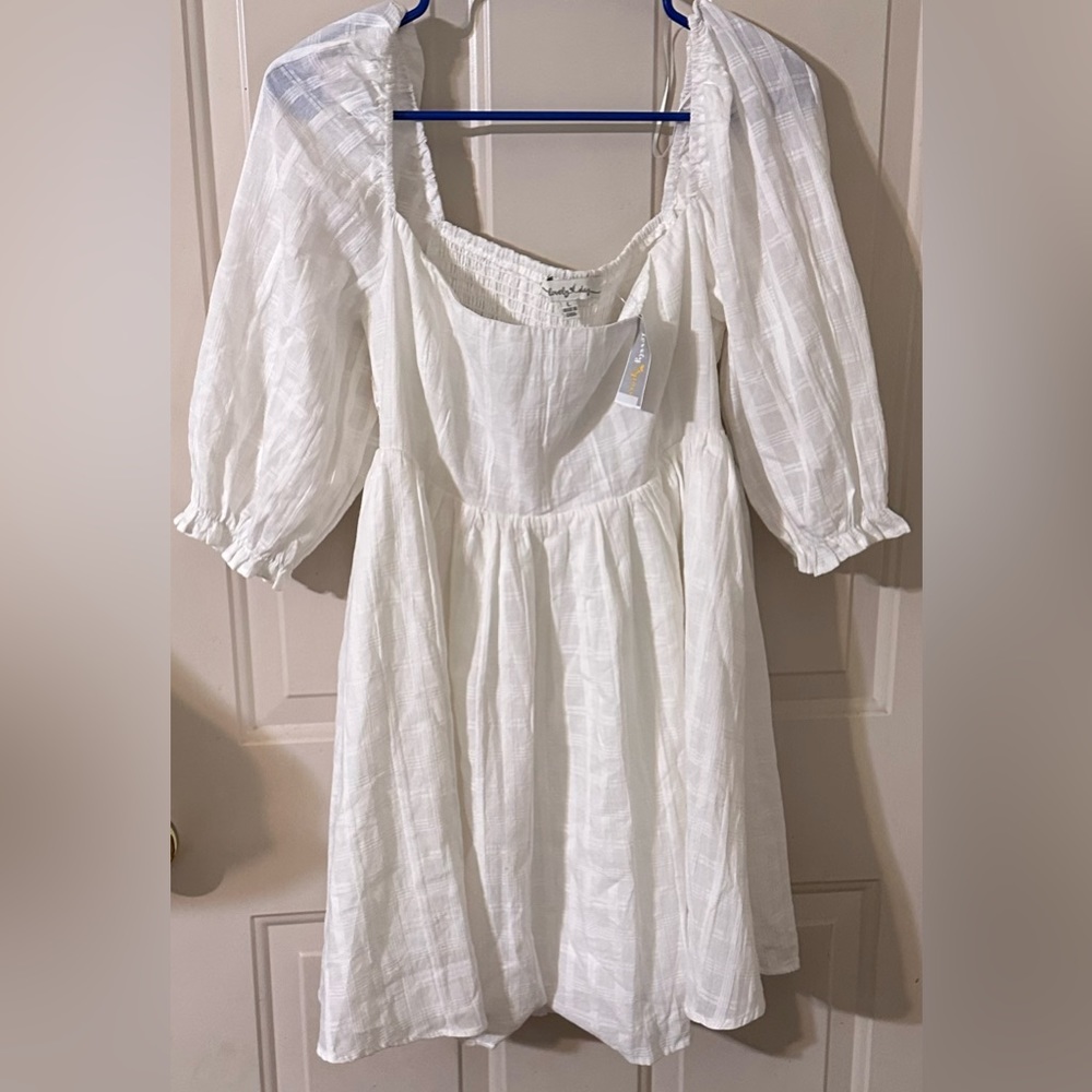 Lovely day white flowing dress - Picture 1 of 5